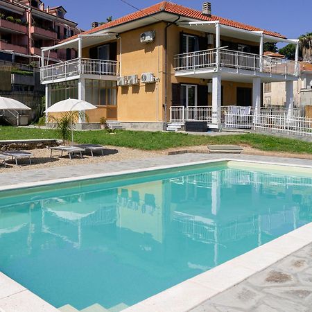 Il Gattino Di Porto - Apt 1 - Monolocale Veranda Piscina Imperia Extérieur photo